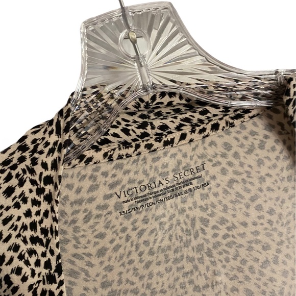 Victoria Secret xs Leopard Robe - Picture 6 of 6